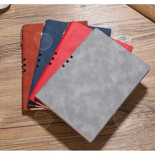 CONFO® A5 Notatbog i Lammeskind med Penindsats, Erhvervsnotebook, Studenterblok, Journal, Skoleartikler, Cover Ro
