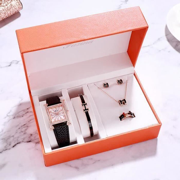 TD® Gaveæske Dameur - Vandtæt - Øreringe + Ring + Halskæde - Armbånd + Læder Ur Quartz God Kvalitet Smykkesæt Guld