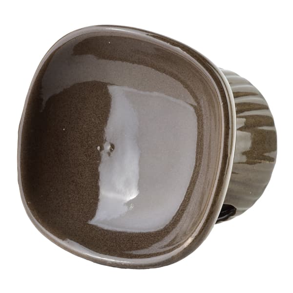 Stilfuld brun keramisk aroma diffuser lampe, der måler 12 x 8,5 x 10 cm.
