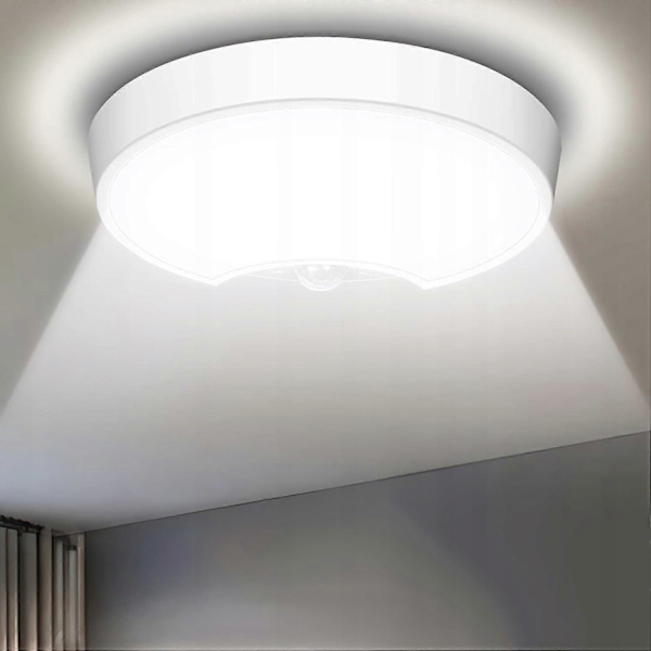 120 LED taklampa med rörelsesensor, batteridriven, USB-kabel