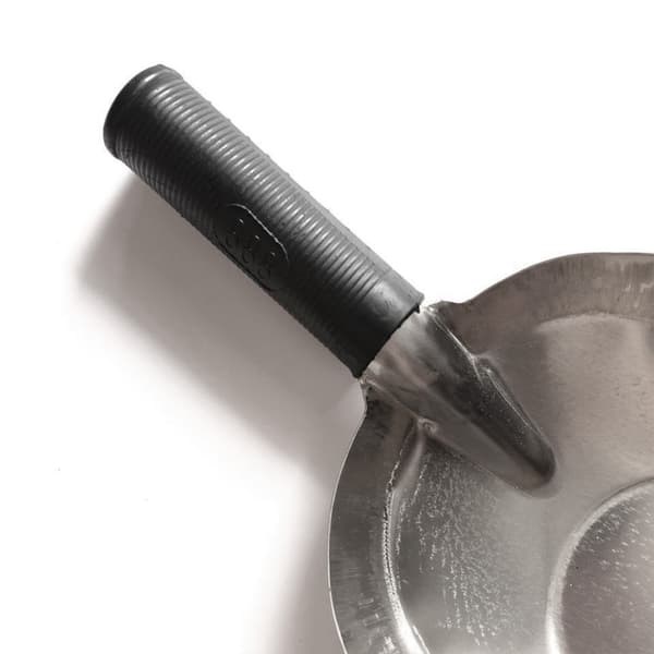 Hagespade i rustfritt stål, firkantet spade, brukt til graving og luking.