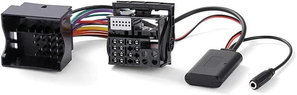 Bluetooth AUX -äänisovitinmusiikkikaapelimoduuli mikrofonilla