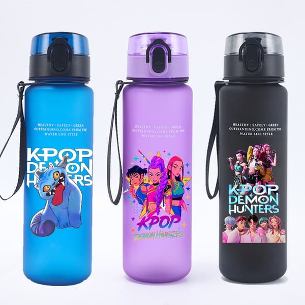 K-Pop Devil Hunter Söt Vattenflaska med Stor Kapacitet, Perfekt för Sommarsporter - Tecknad Design LMNT22