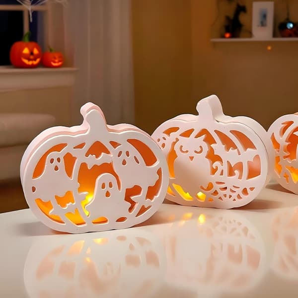 Halloweenpumpa silikonformset (4 delar): Inkluderar silikonformar för pumpor med Halloween-tema.