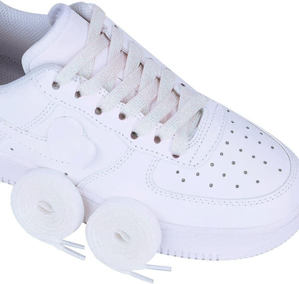 Dubbelremmar premium skimrande platta skosnören - 140 cm - Vit, 10 mm