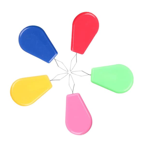 Automatisk nålitreder i flere farger multicolor 4,5 * 2 cm