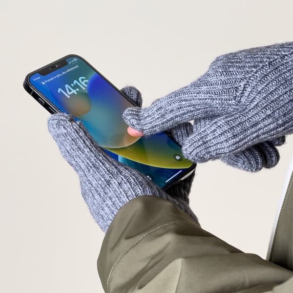 Stickade Telefonhandskar med Fingeröppningar - Grå