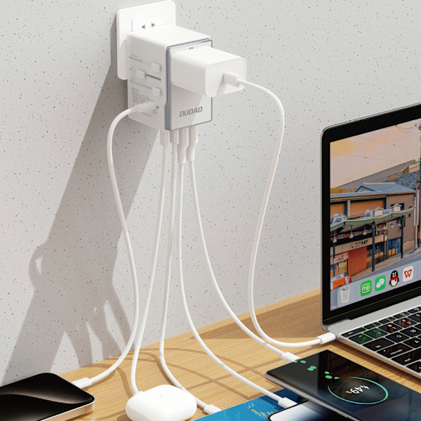 Dudao A35Pro multisystemreseladdare 35W med 3x USB-C & 2x USB-A