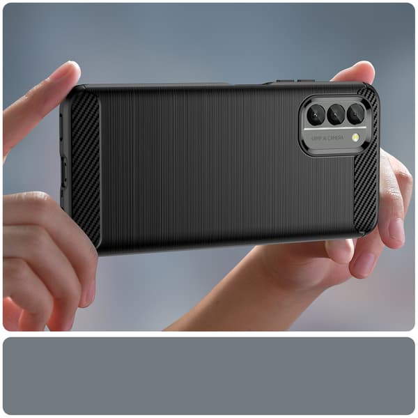 Nokia G400 Flexibelt Silikonfodral med Kolfiberdesign - Svart