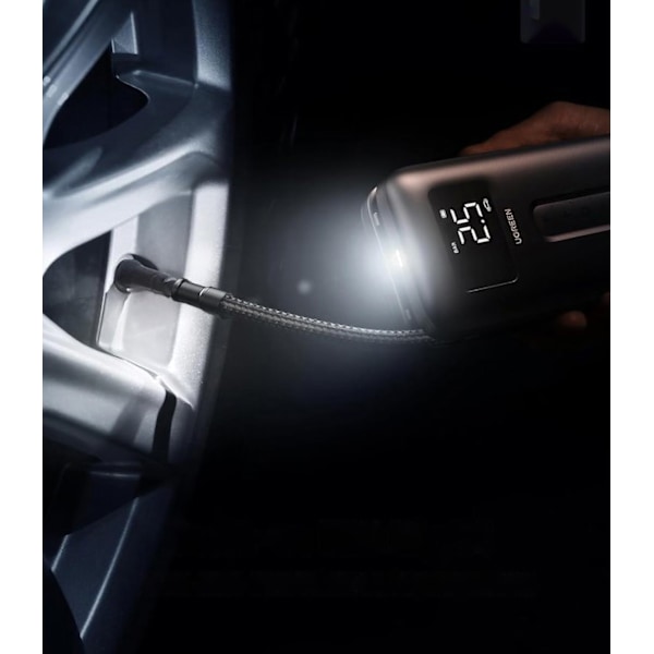 Ugreen CD259 Batteridriven Luftpump med LED-belysning - Svart