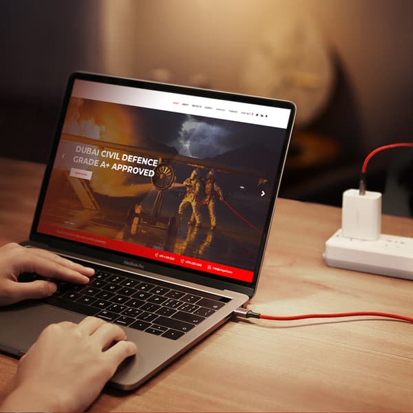 Ugreen USB-C till USB-C Kabel 3A 480Mb/s 1m - Röd