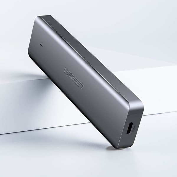 Ugreen USB Typ C-hubb - 4x USB 3.2 Gen 1 med USB-C strömport grå