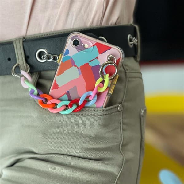 Multifärgat Flexibelt Silikonskal med Kedja för iPhone 13 Mini
