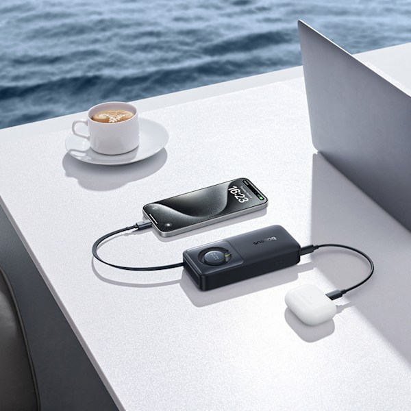 Powerbank Baseus Free2Pull 10000mAh 30W med USB-C-port och utdra