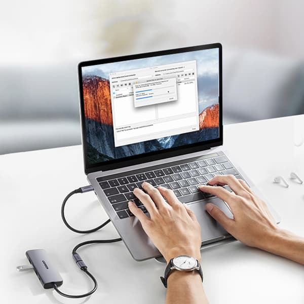 Ugreen USB-C-kabel 100W PD QC 5A 10Gbps 0.5m - Grå