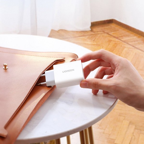 Ugreen Snabbladdare USB Typ C Power Delivery 30W Quick Charge 4.