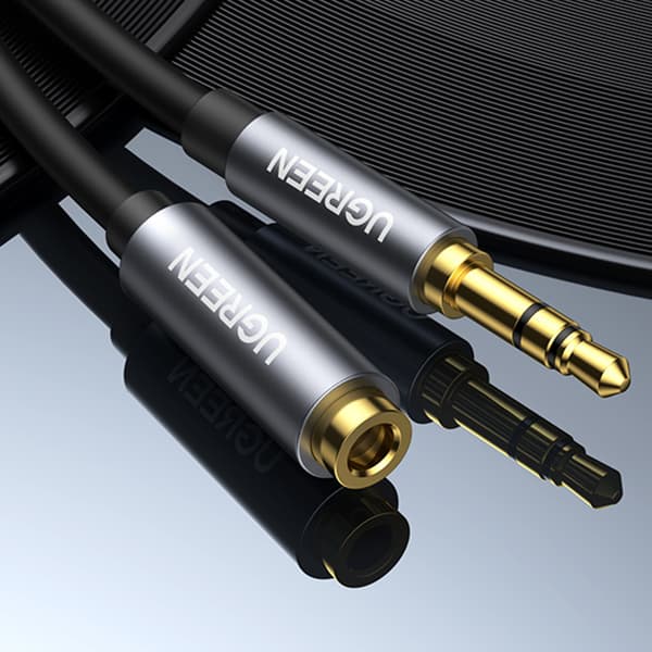 Ugreen AV118 10592 3/5 mm Mini Jack Audioförlängningskabel - 1 m