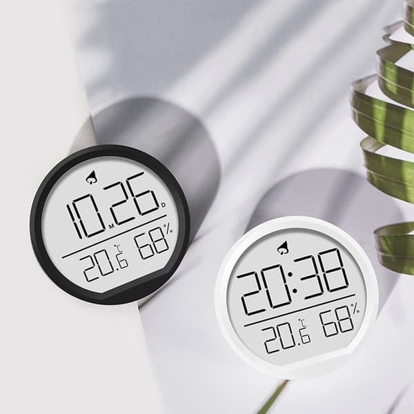 Kompakt Digital Klocka, Termometerhygrometer, Temperatur och Luftfuktighet, Magnetisk Sugkoppsfunktion (Vit)