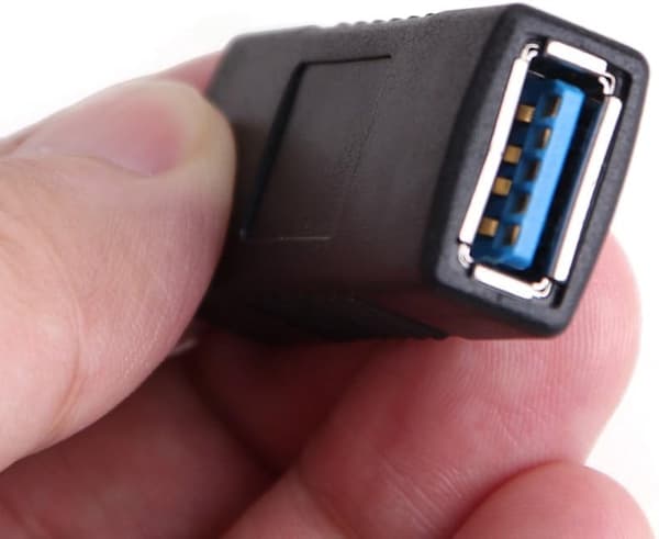 2 kpl SuperSpeed ??USB 3.0 tyypin A liitäntäsovitin naaras-naaras