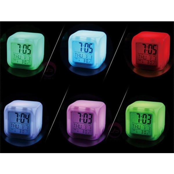 Liten 3\" 8cm, sydd, animerad, spjälsäng LED digital väckarklocka