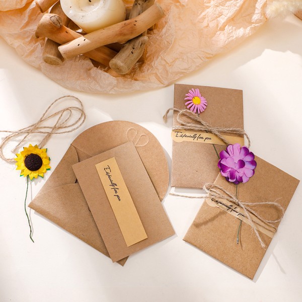 10 Styles Random Cards, Vintage Kraft Små Størrelse Tørrede Blomster Gr