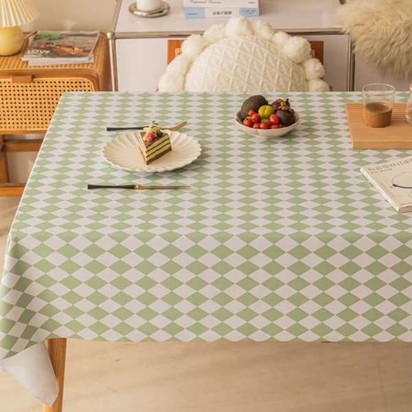PVC-pöytäliina 120*120cm (vihreä)