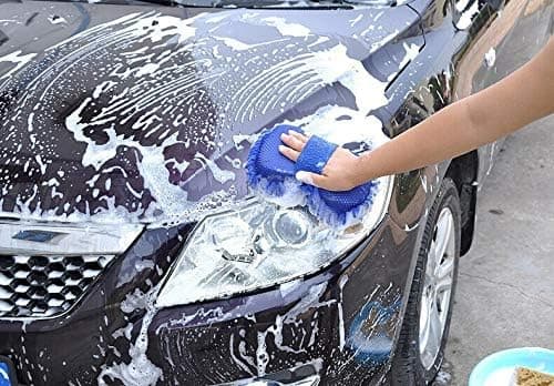 Suuri mikrokuituautonpesukäsine (vihreä) integroidulla käsihihnalla