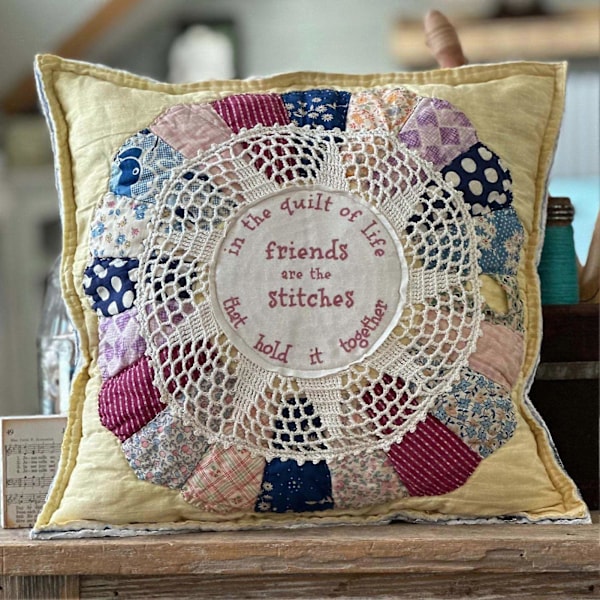 Vänskaps Citat Prydnadskudde Retro Design Patchwork Spetsdekor Sovrum Vardagsrum Soffkudde Dekorativ Gåva med Skrivet Meddelande C
