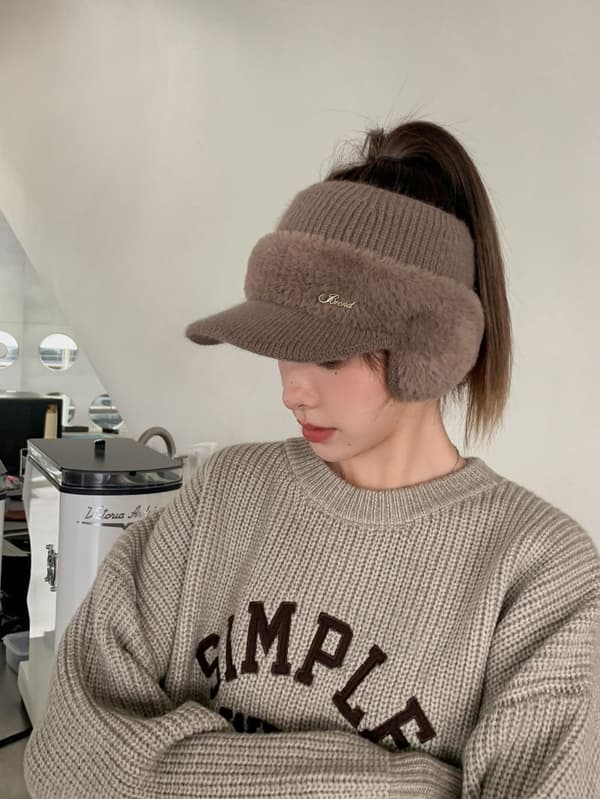 Varm hul top hestehale strikket baseballkasket, khaki