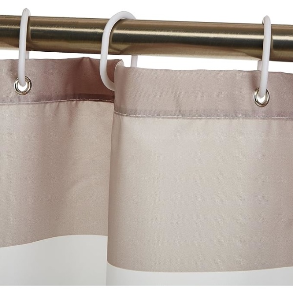 Duschdraperi i tyg printed med minimalistiska geometriska linjer