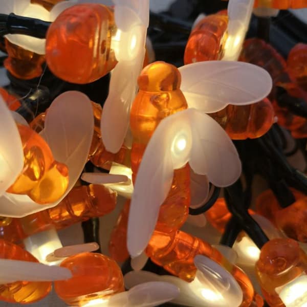 20 aurinkokennolamppua ulkokäyttöön