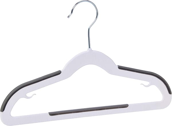 Sett med 10 plastkleshengere for barn