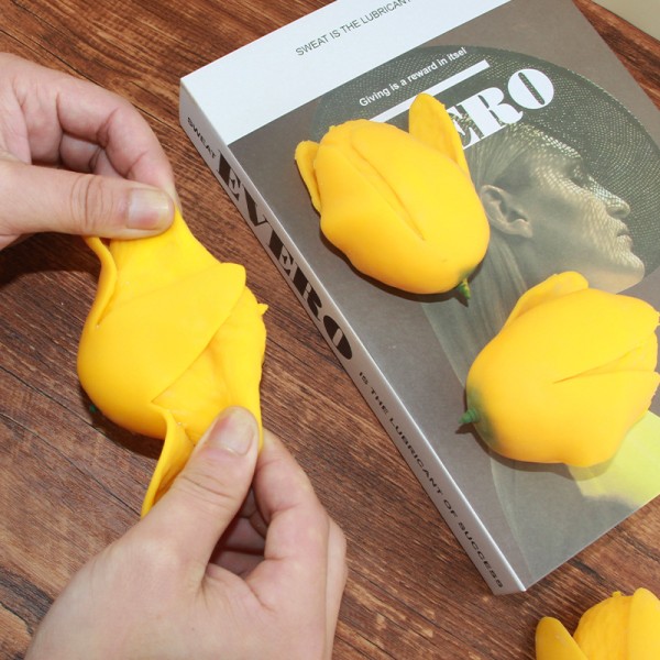 Imitation skrællet mango langsom rebound afstressende legetøj