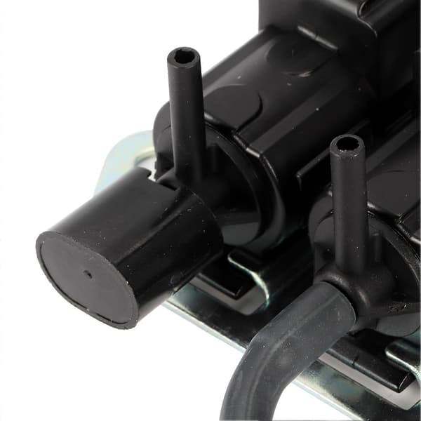 Kopplingskontroll Solenoidventil 8657A031 Passar Mitsubishi Challenger/Pajero/Delica/Triton 4IV3.0 3.2