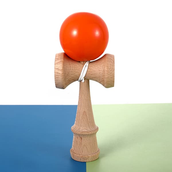 ##/Model Kendama – Det traditionella japanska kast- och fångstspel för skicklighet##/