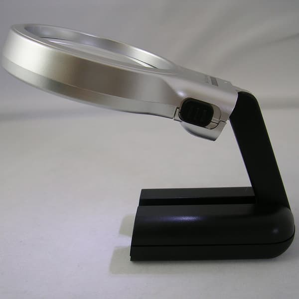 LED-belyst bordlampe med foldbar forstørrelsesglas - 3X stor bærbar lampe