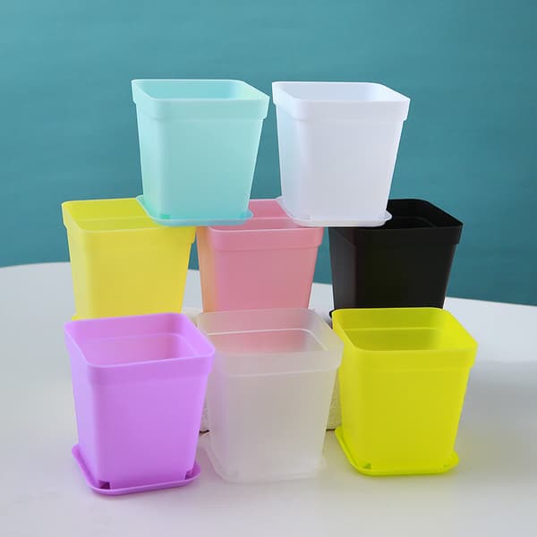 10 stk Små Plastik Blomsterpotter - Sorte med Bakker Plantepotter med
