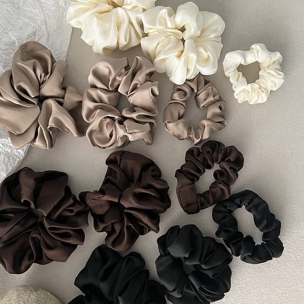 2-pack Vita Satin Hårband Scrunchie Hårband Rep Färgglada