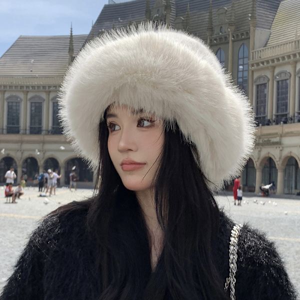 Faux mink pels hue, råhvid, plysset og varm