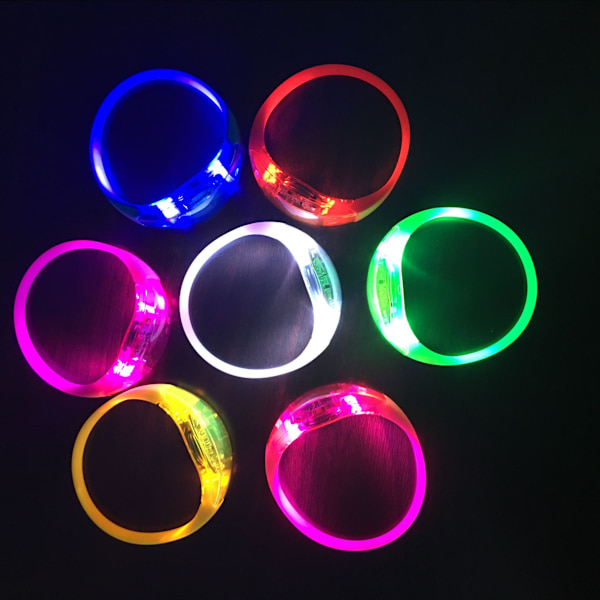 ##/LED-rannekkeet pakkaus – 6 interaktiivista valoa säteilevää ranneketta Satunnaisia värejä##/