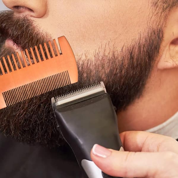 Skäggkam Skäggkam i Trä, Mustaschkam i Trä med Läderfodral