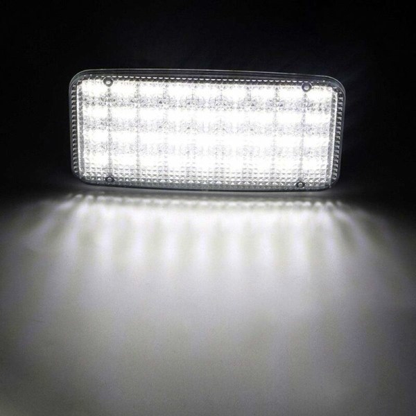 2 pakkausta 36 LED 12V polttimoa auton sisätiloihin