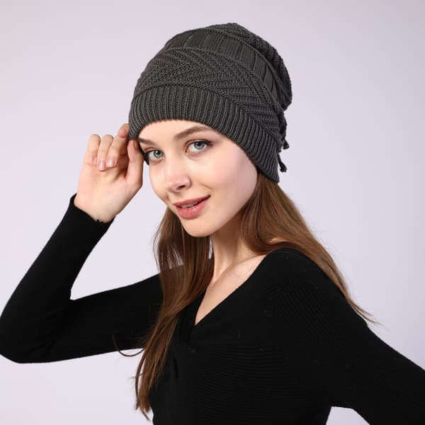 ##/Stickad mössa med pompom, hjortfläta, vintermössa, flätad mössa med hål##/