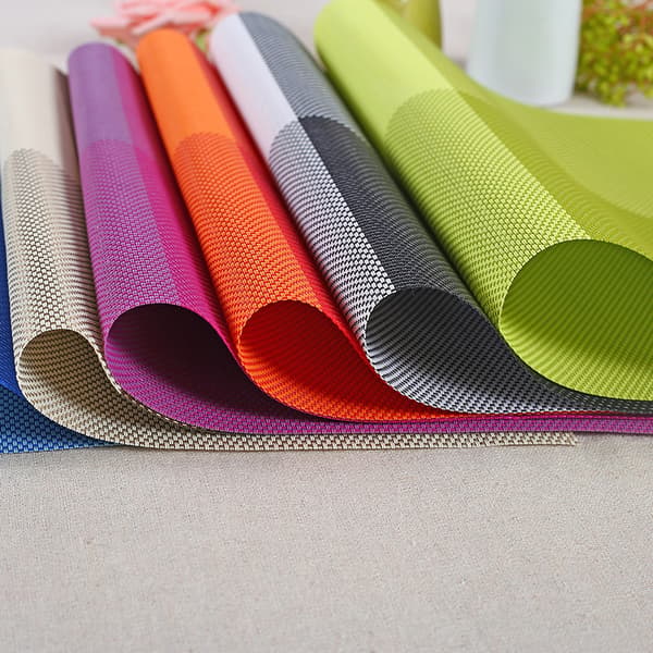 ##/Set med 5 halkfria, tvättbara, värmebeständiga PVC-underlägg, orange##/