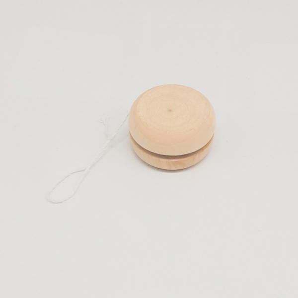 Set med 10 Naturliga Trä-YoYo - Trä-YoYo Utmärkt Idé för