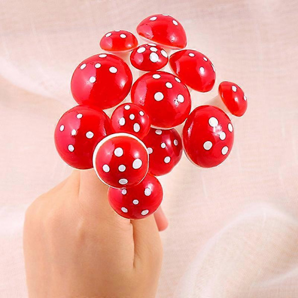 50 kpl Sienikoriste Realistinen Juhlava Koristeellinen Ihastuttava Mini Punainen Pikkusieni Juhliin 3cm