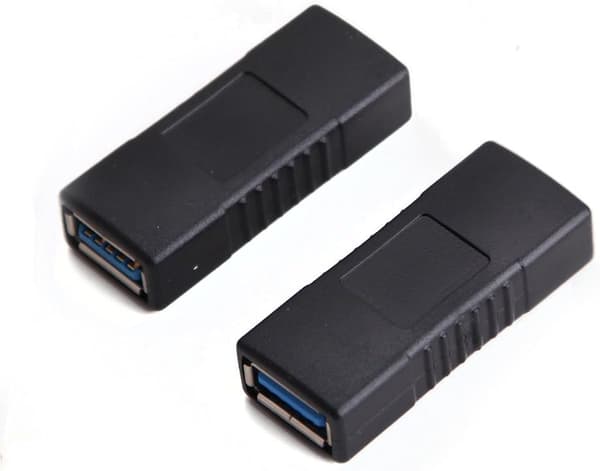 2 kpl SuperSpeed ??USB 3.0 tyypin A liitäntäsovitin naaras-naaras
