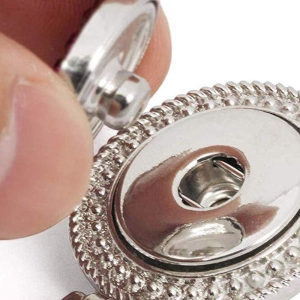 13 stk. (Diamantbrosche + 12 Sort-Hvide Mønsterknapper) Magn