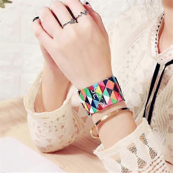 Kreativ Pappersklocka LED Herr Dam Vattentät Armband Pappersrem Digitala Unisex Armbandsur