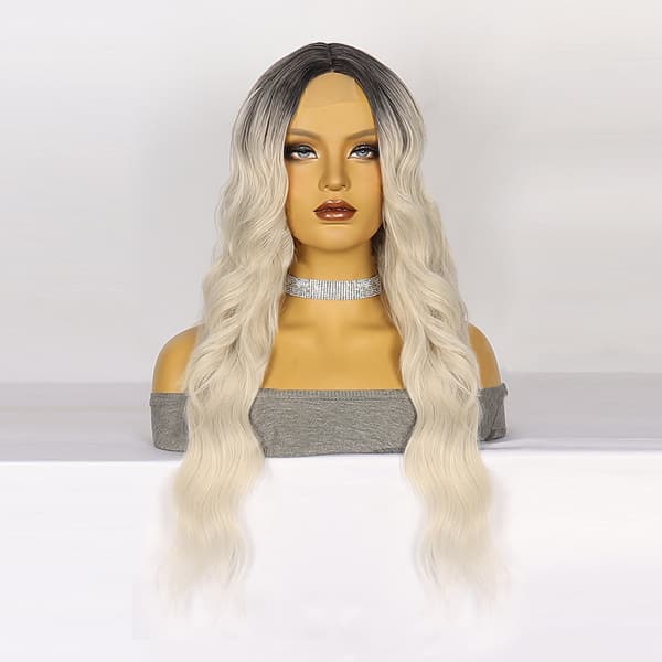 Parykk med blond gradient, langt krøllete hår